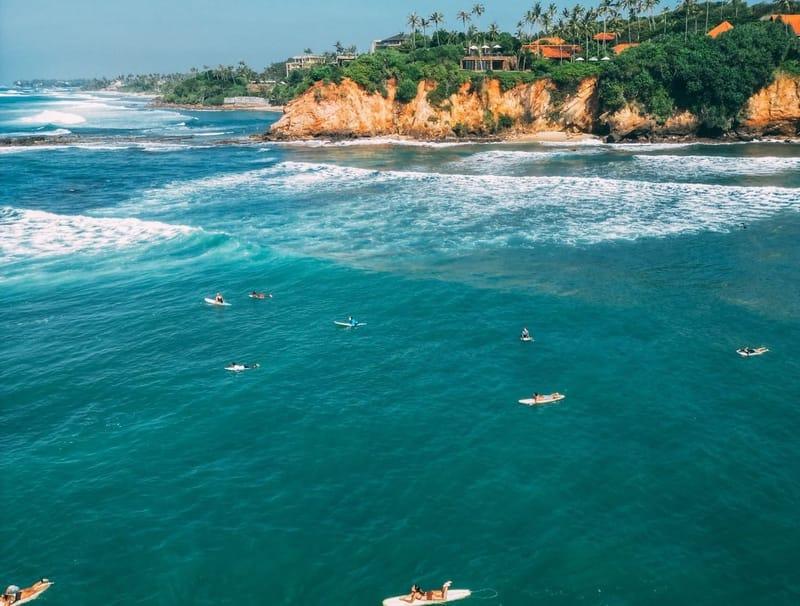 5 grundlegende Surf-Tipps für Anfänger:innen